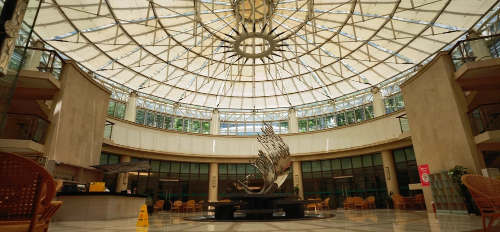 PLA General Hospital Hainan Branch / 301 Hospital Hainan - Photo 2
