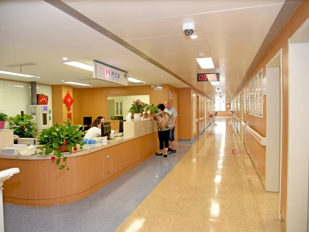 Jinhua Central Hospital (Jinhua Municipal Central Hospital) - Photo 3