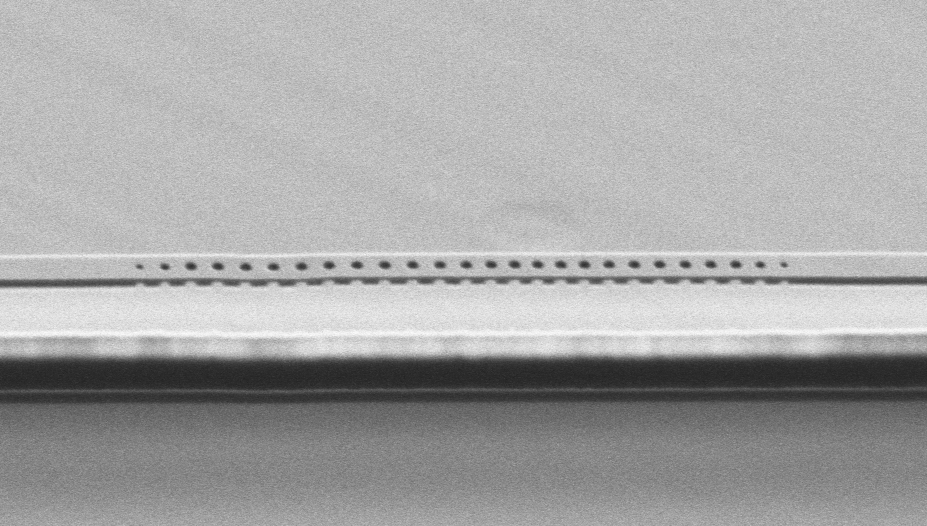 Nanophotonic crystal cavity SEM image