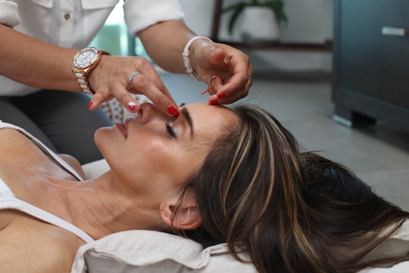 Traditional Chinese medicine acupuncture treatment