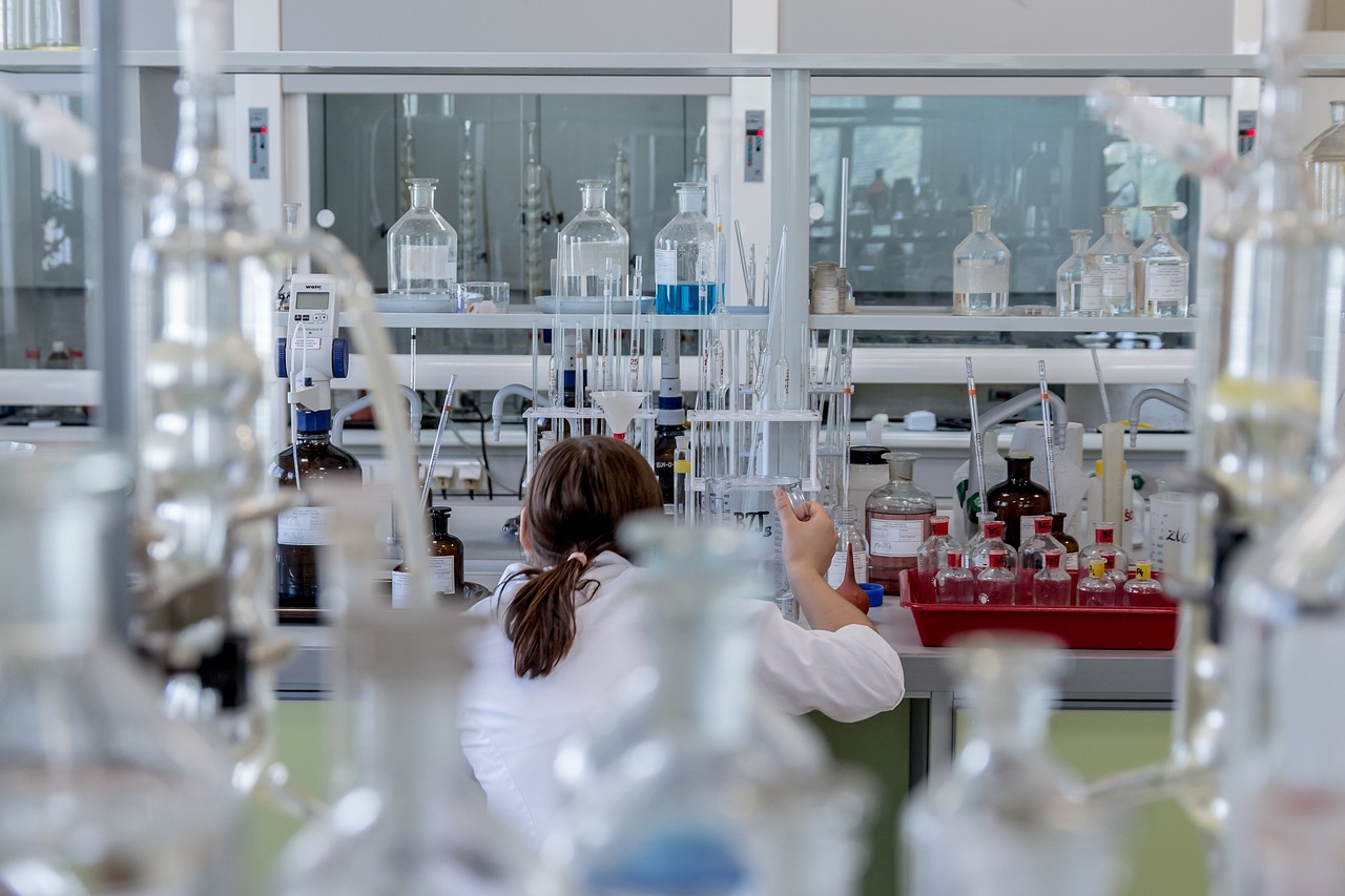 Cancer research laboratory